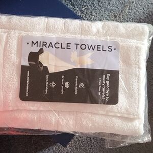 Miracle White Towels